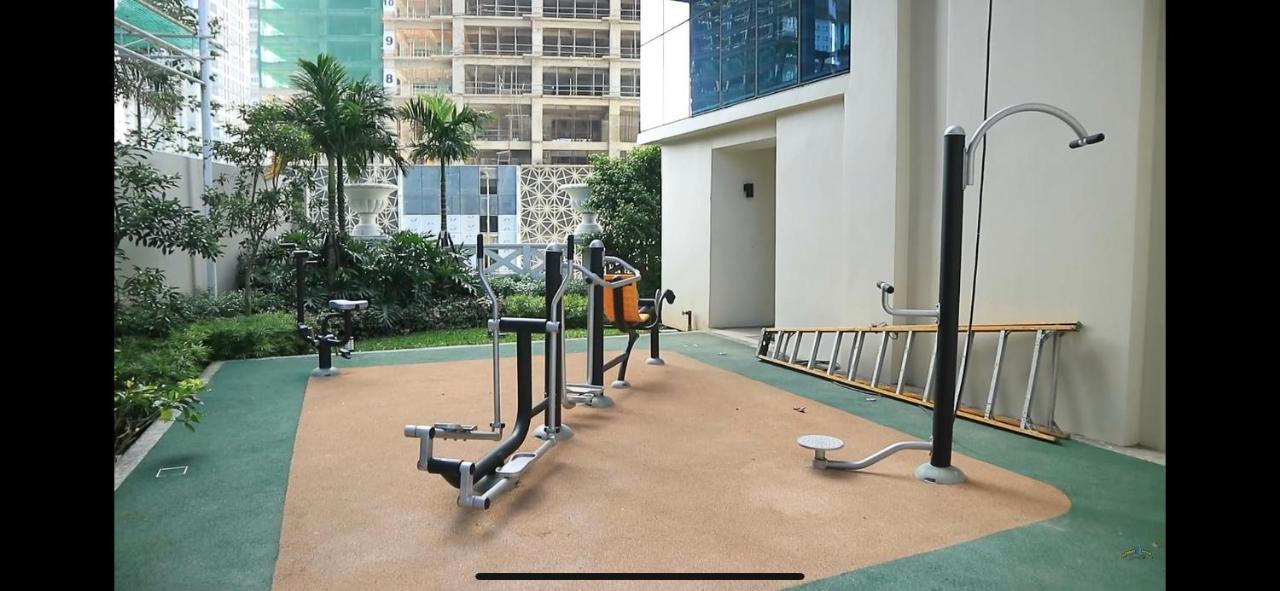1 Bedroom Condo Uptown Parksuites Bgc, High Floor, Morning Sun Manila Exterior photo